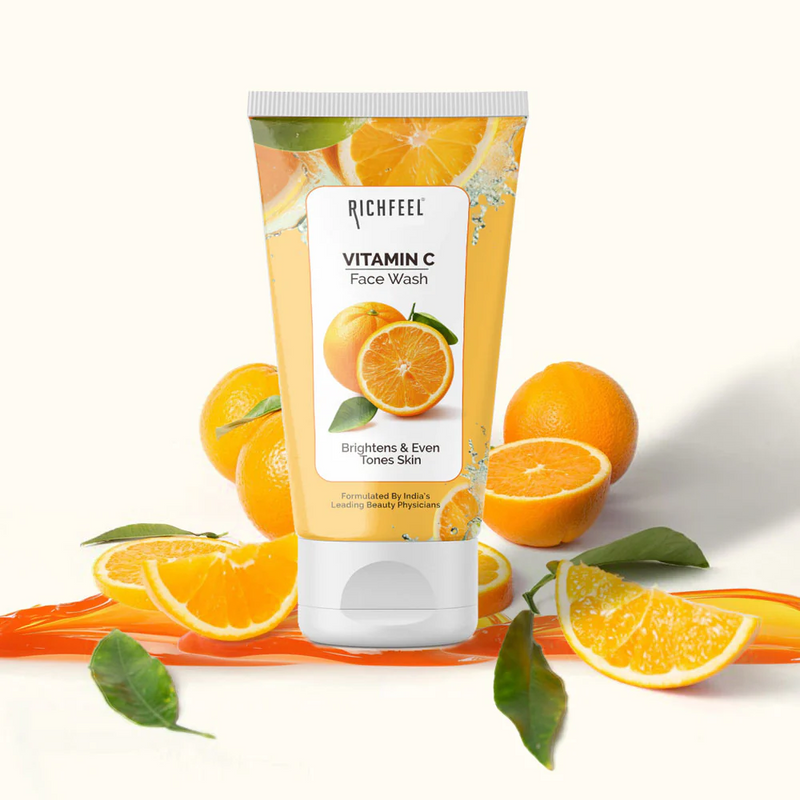 RICHFEEL NATURAL VITAMIN C FACE WASH BRIGHTENS & PROVIDES GLOW 100G