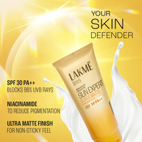 Lakmē Sun Expert SPF 30 PA++ Ultra Matte Lotion Sunscreen with Niacinamide | Helps reduce pigmentation | Non-sticky | For All Skin Types, For UVA/B Protection,No White Cast 100ml
