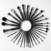 PAC MASTER STROKE BRUSH SERIES COLLECTION OF 32 BRUSHES SET