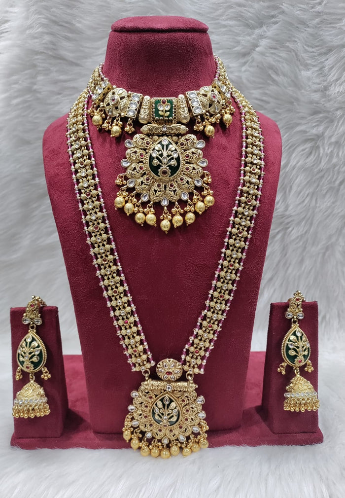 TRADITIONAL INDIAN BRIDAL JEWELLERY SET
