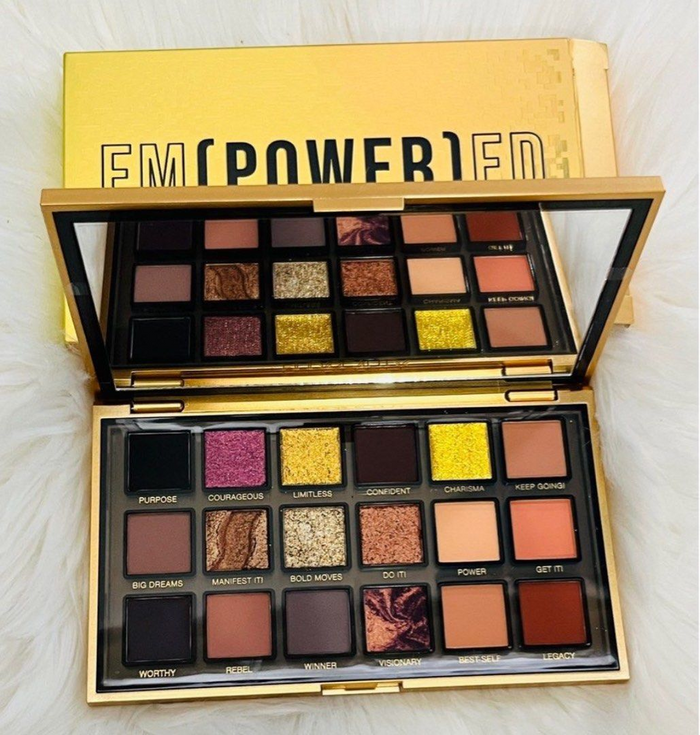 HUDA BEAUTY EM POWER ED EYESHADOW PALETTE